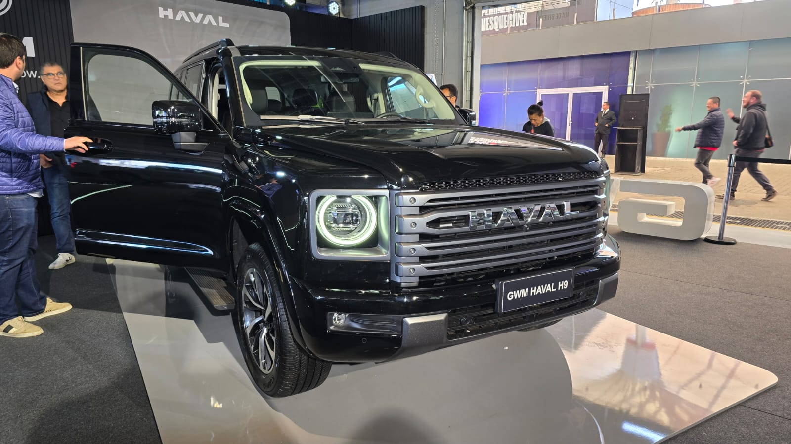 GWM Haval H9 preto frente