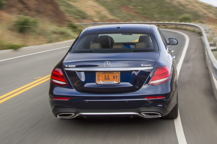 Mercedes Benz Classe E 300 sedã