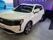 Ford Territory Titanium 2026 branco frente parado