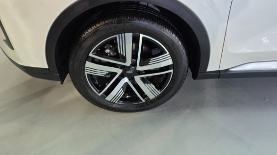 Ford Territory Titanium 2026 branco roda