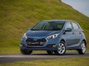 HYUNDAI HB20 AZUL 2017 FRENTE E LATERAL
