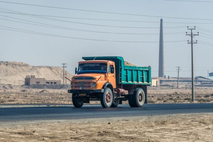 Isfahan,Province,,Iran, ,October,21,,2016:,Mercedes,Benz,Lk