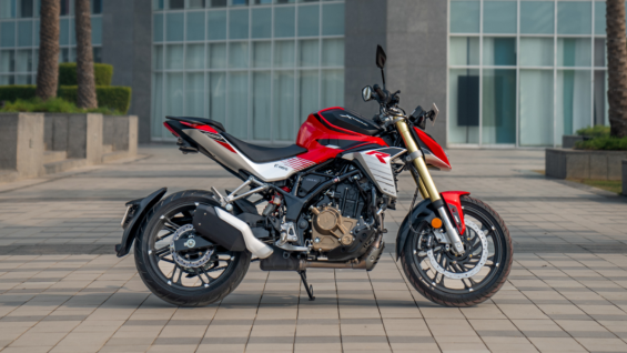 Hero Xtreme 250R (1)