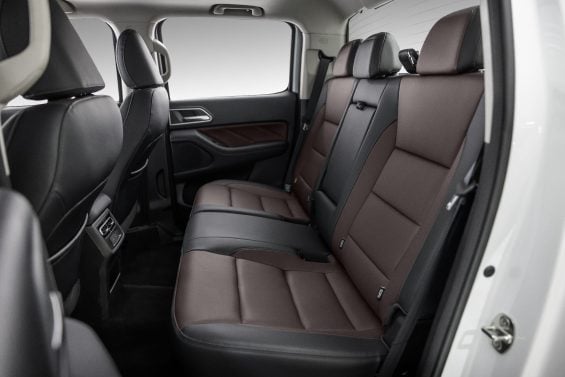 GWM Poer P30 nacional interior banco traseiro