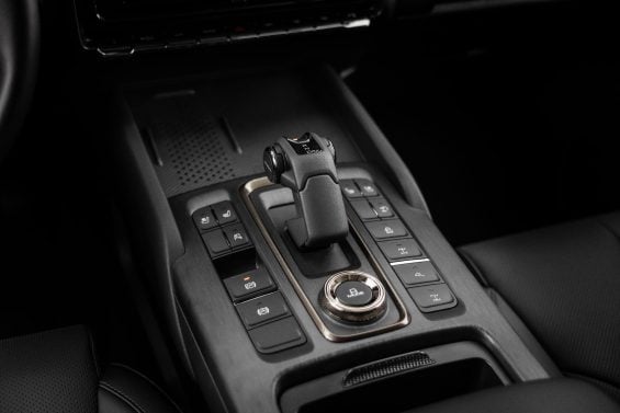 GWM Haval H9 nacional interior console central