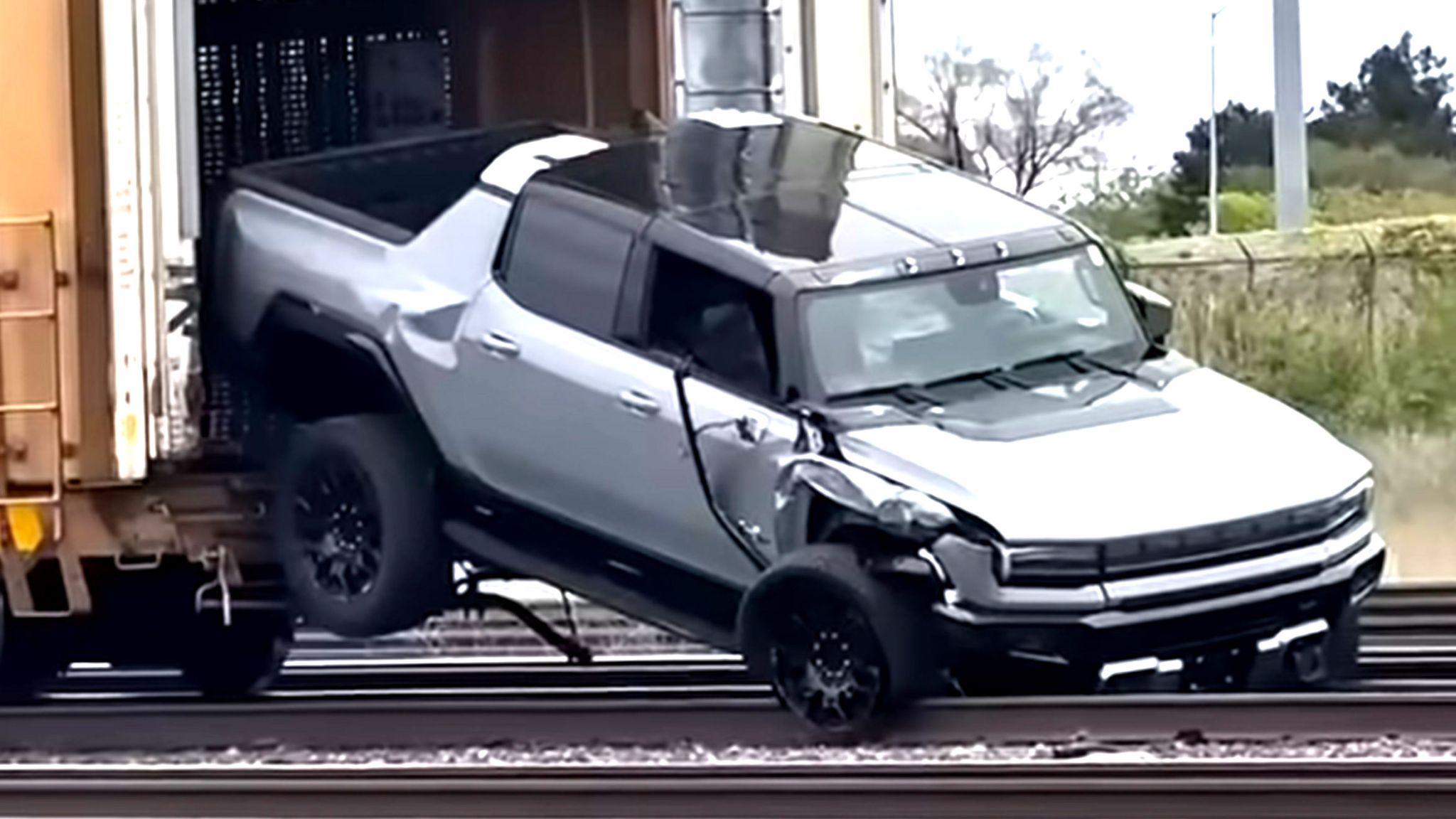 GTA Detroit: furto de Hummer EV não sai como esperado