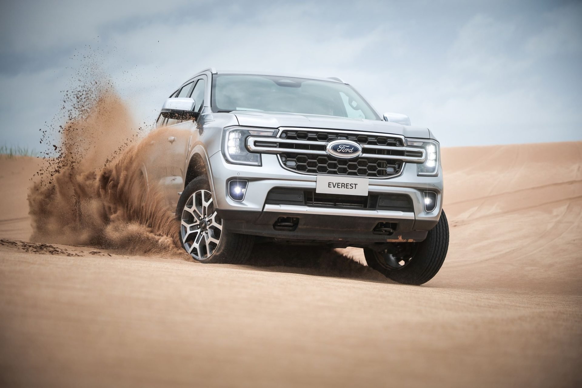 Nova Ford Everest (3)