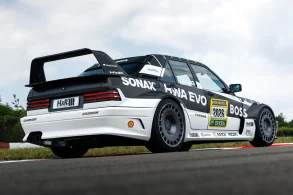 Mercedes 190E Evo Restomod