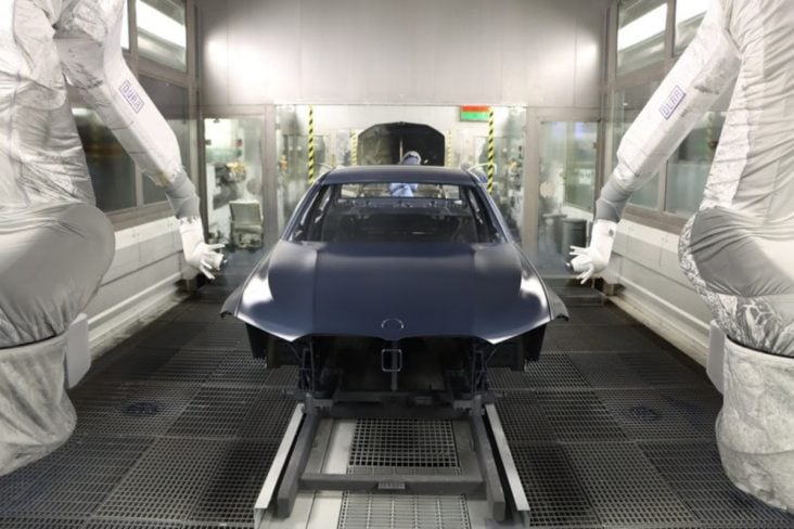 com nova cor Arctic Race Blue da BMW