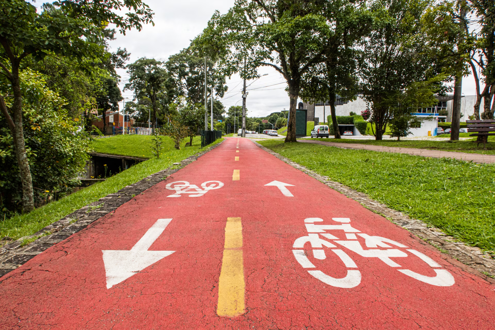 Lei visa infraestrutura para ciclistas funcionários do setor público
