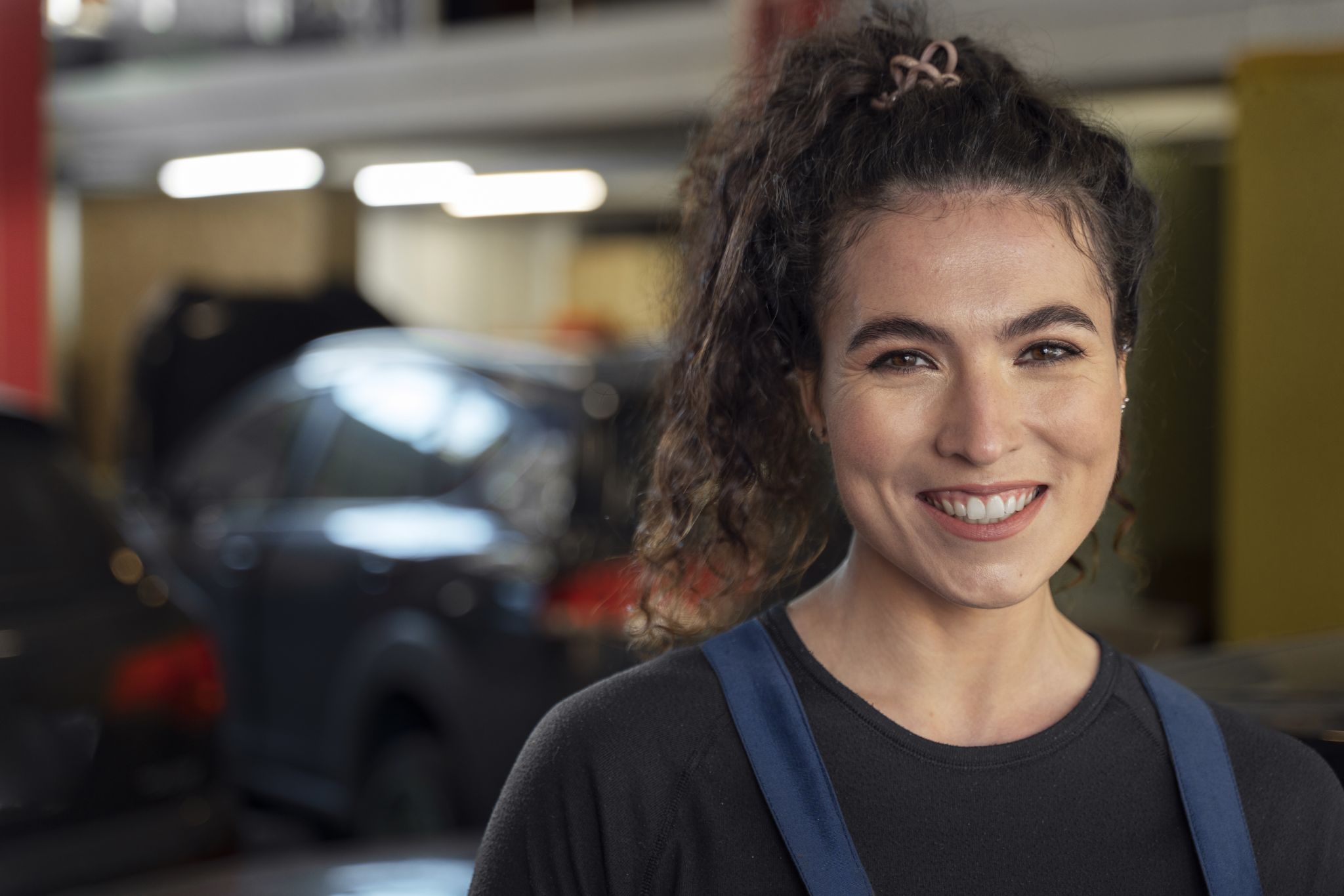 Mulheres já são 43% dos reparadores automotivos até 24 anos