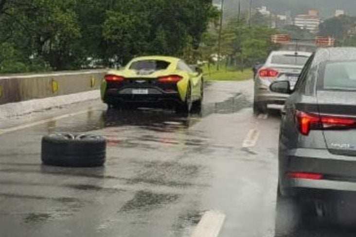 mclaren desprende a roda em via em florianopolis
