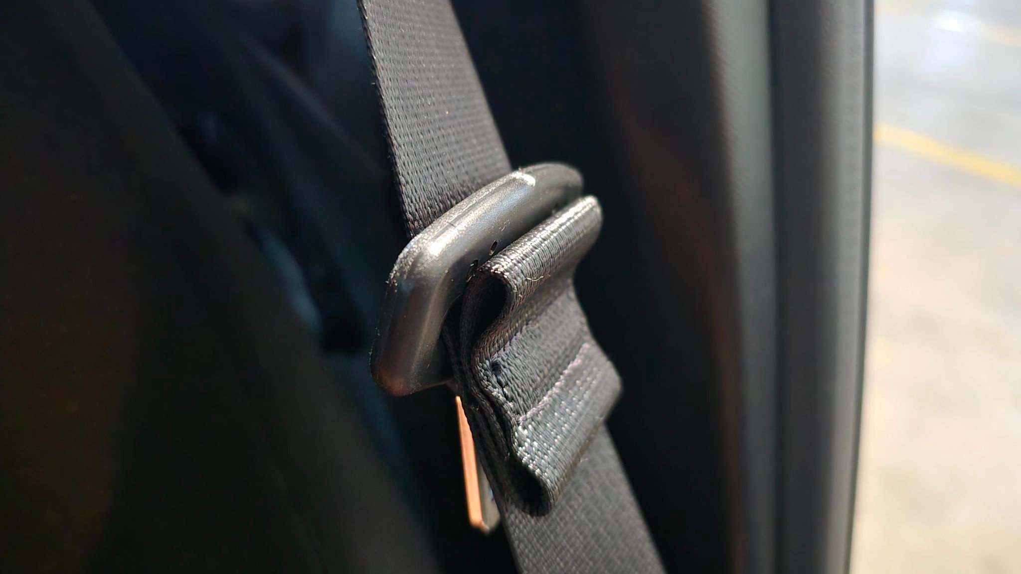 Fivela cinto de segurança fiat argo com costura para mantê lo no lugar