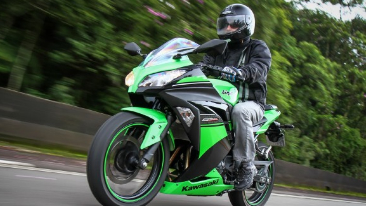 Kawasaki Ninja 300: já foi boa e hoje pode ser bomba