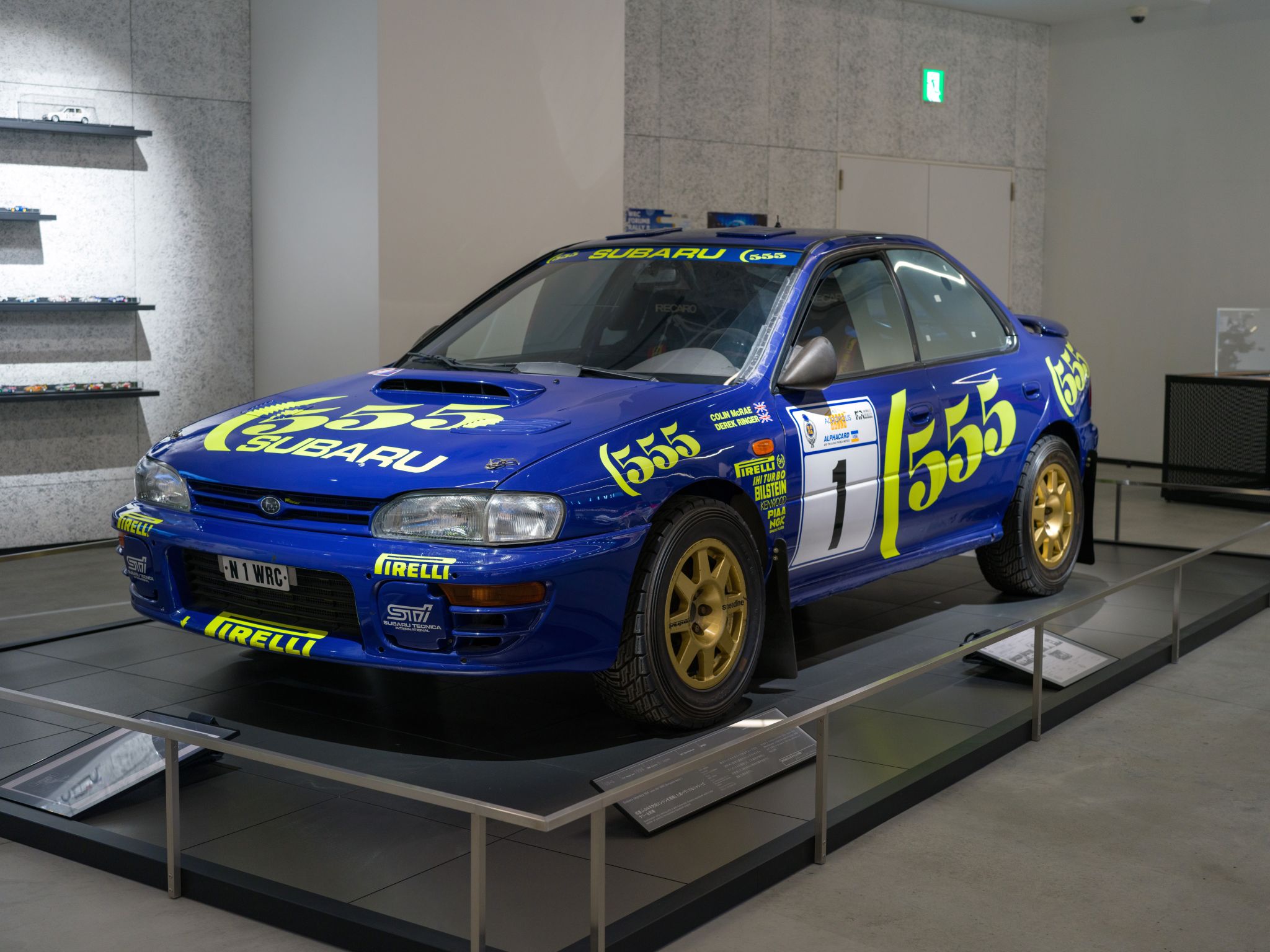 subaru impreza 555 rali wrc shutterstock