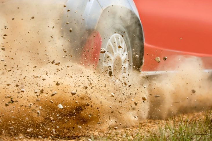 carro rali wrc shutterstock