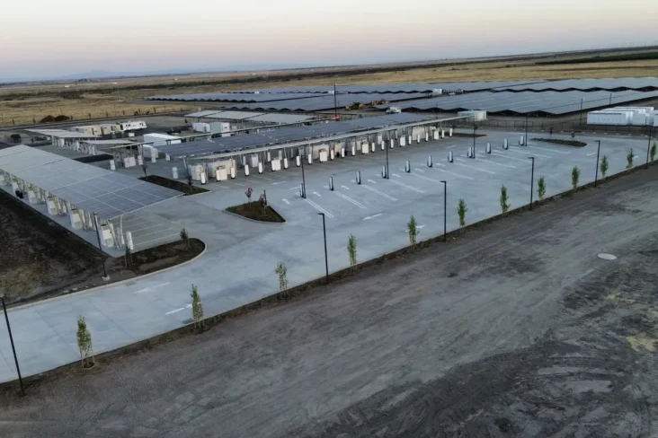 Estação de Carregamento da Tesla