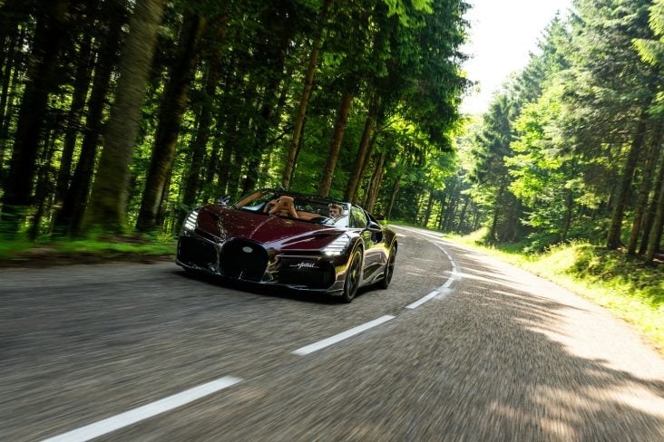 01 BUGATTI W16 Mistral Test Drive