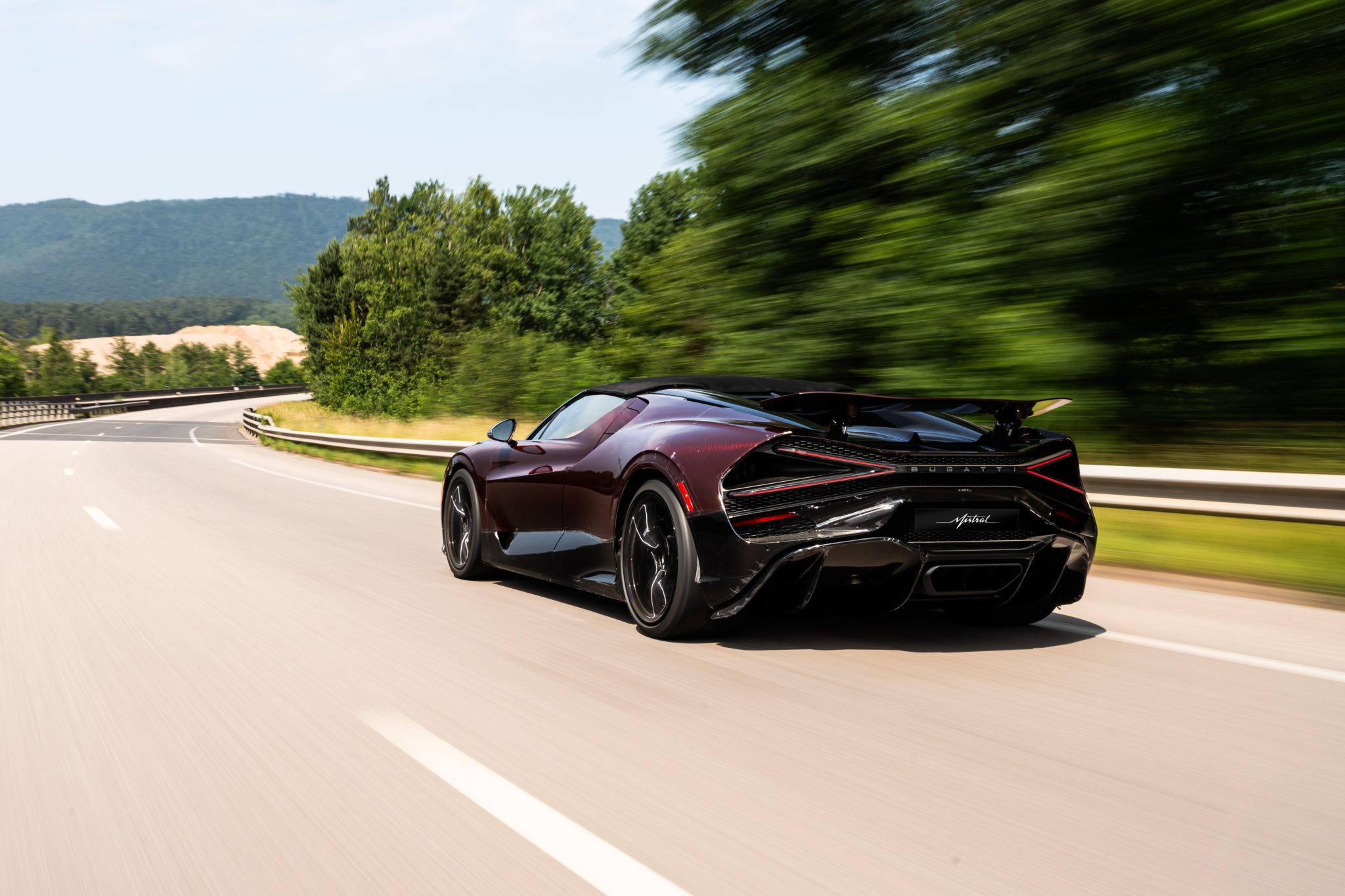 03 BUGATTI W16 Mistral Test Drive Foto: Bugatti