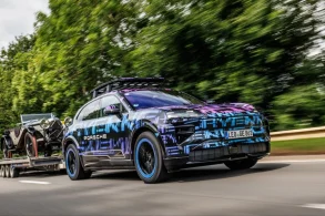 Cayenne Electric, teste de reboque