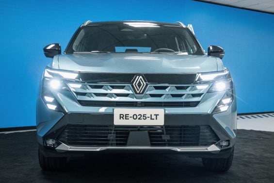 Reanult Boreal topo de linha em azul claro frente Renault
