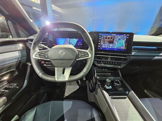 RENAULT BOREAL 2026 FRENTE LATERAL TRASEIRAS INTERIOR DETALHES (10)