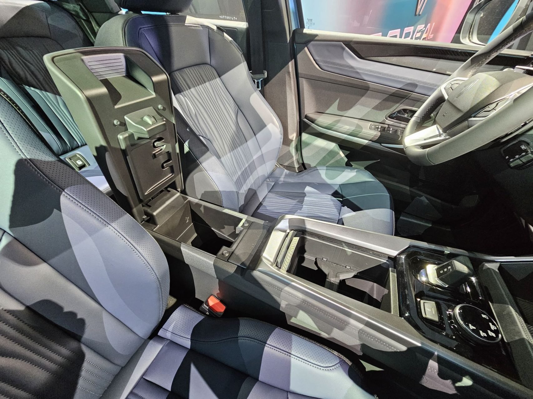 RENAULT BOREAL 2026 FRENTE LATERAL TRASEIRAS INTERIOR DETALHES (14)