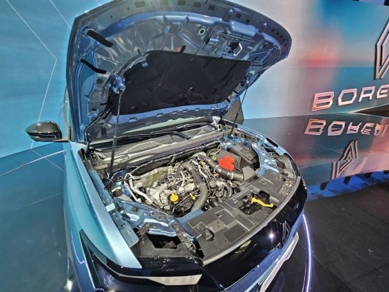 RENAULT BOREAL 2026 FRENTE LATERAL TRASEIRAS INTERIOR DETALHES (15)