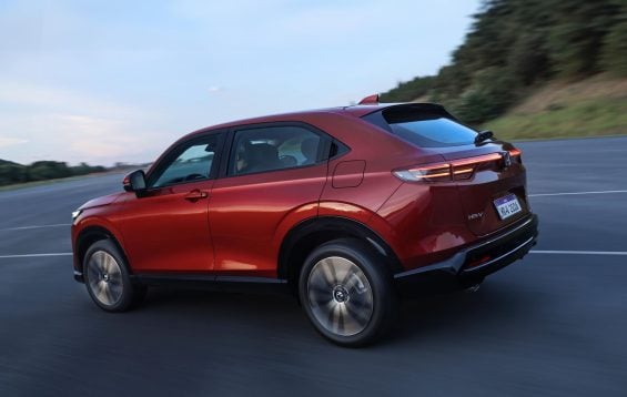HR V Touring 2026 Movimento (4)
