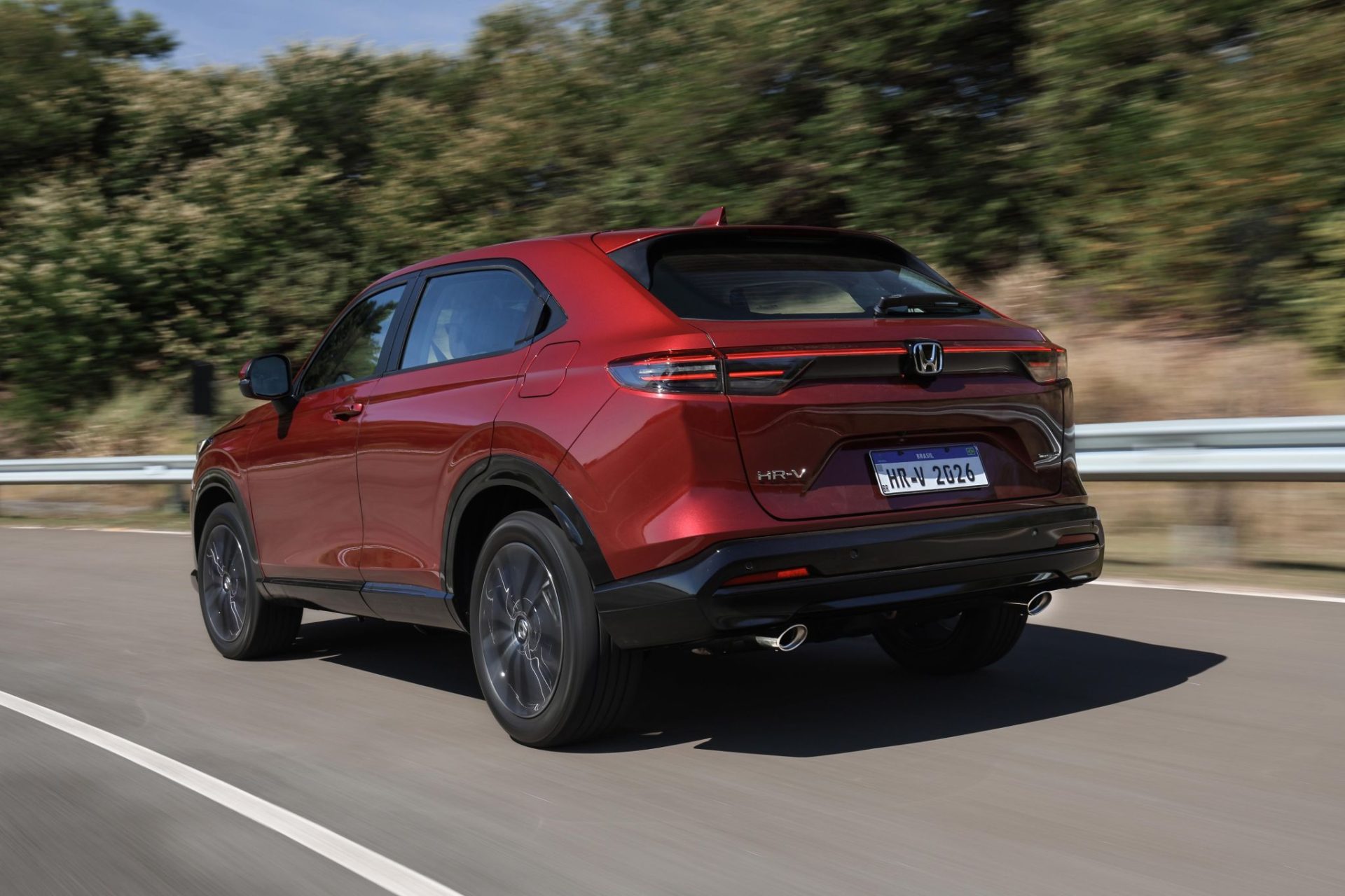 HR V Touring 2026 Movimento (8)