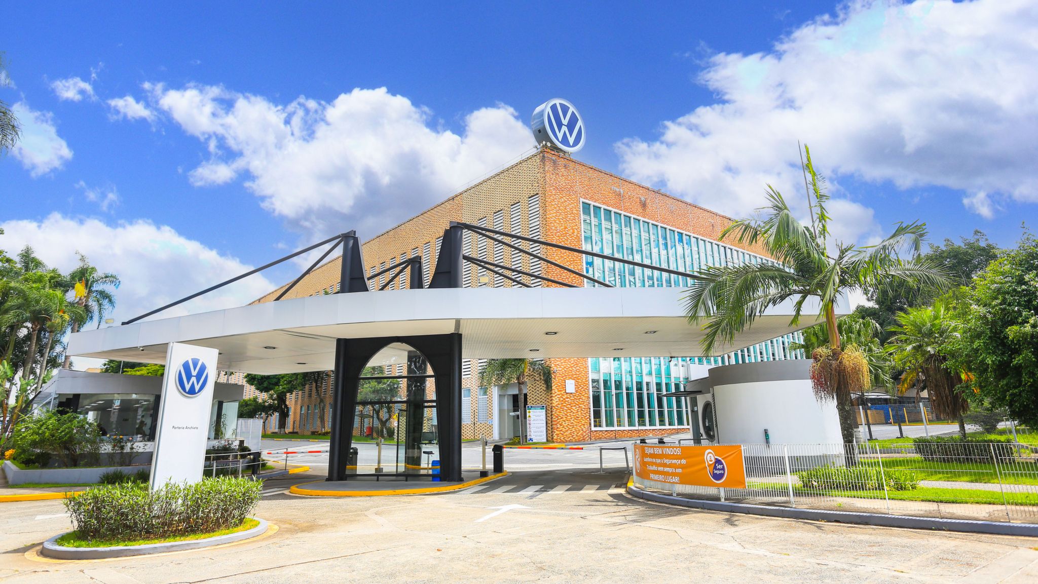 VW abre fábrica e acervo histórico para fãs da marca; veja como visitar