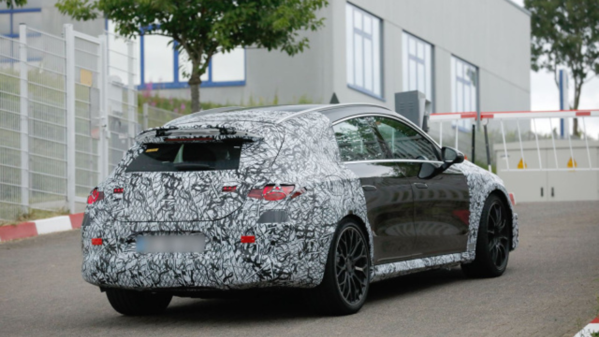 Mercedes CLA 45 Elétrico (2)