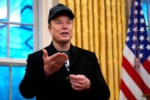 Elon Musk em pronunciamento na casa branca.