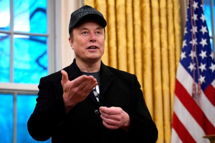 Elon Musk em pronunciamento na casa branca.