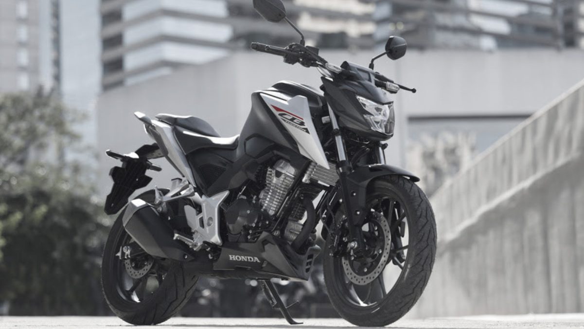 Honda CB 300F 2026 (4)