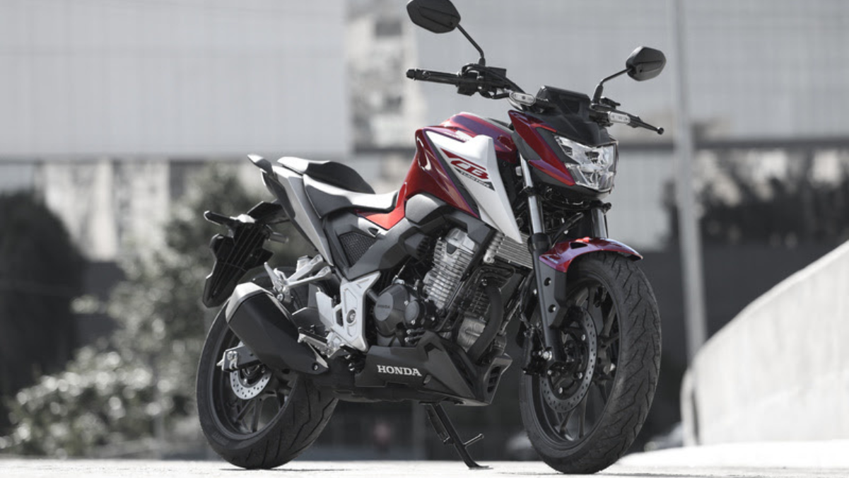 Honda CB 300F 2026 (3)