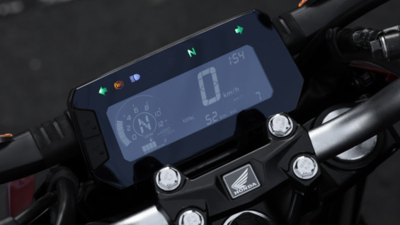 Honda CB 300F 2026 (6)