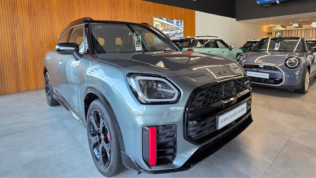 Mini JCW Countryman ALL4 Exclusive (1)