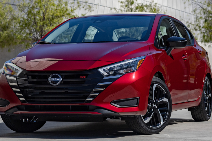 2025nissanversasedan12