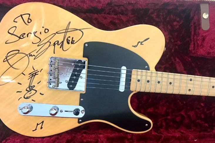 Guitarra autografada por Bruce Springsteen para Sergio Marchionne