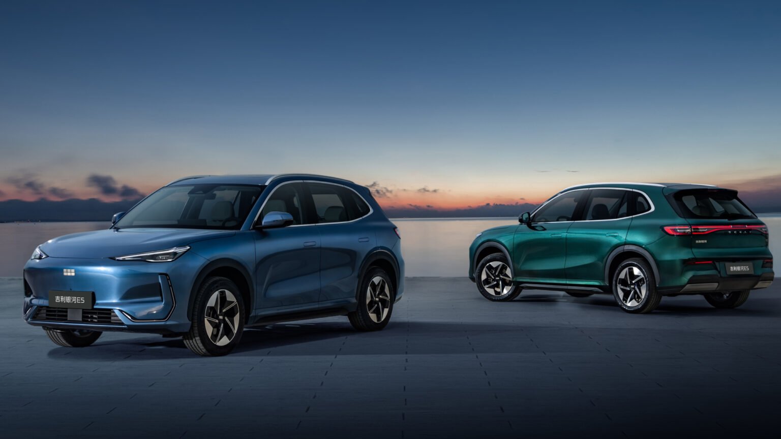 Geely EX5 vendido no Brasil fica defasado em apenas 2 semanas