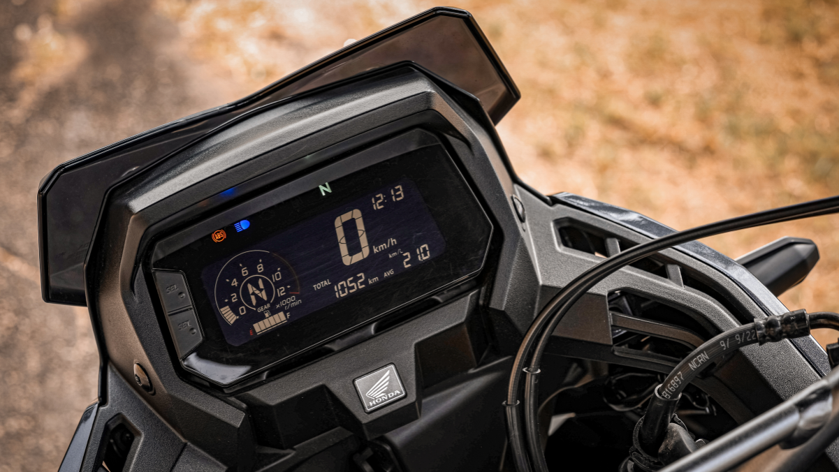Honda XRE 300 Sahara 2026 (2)