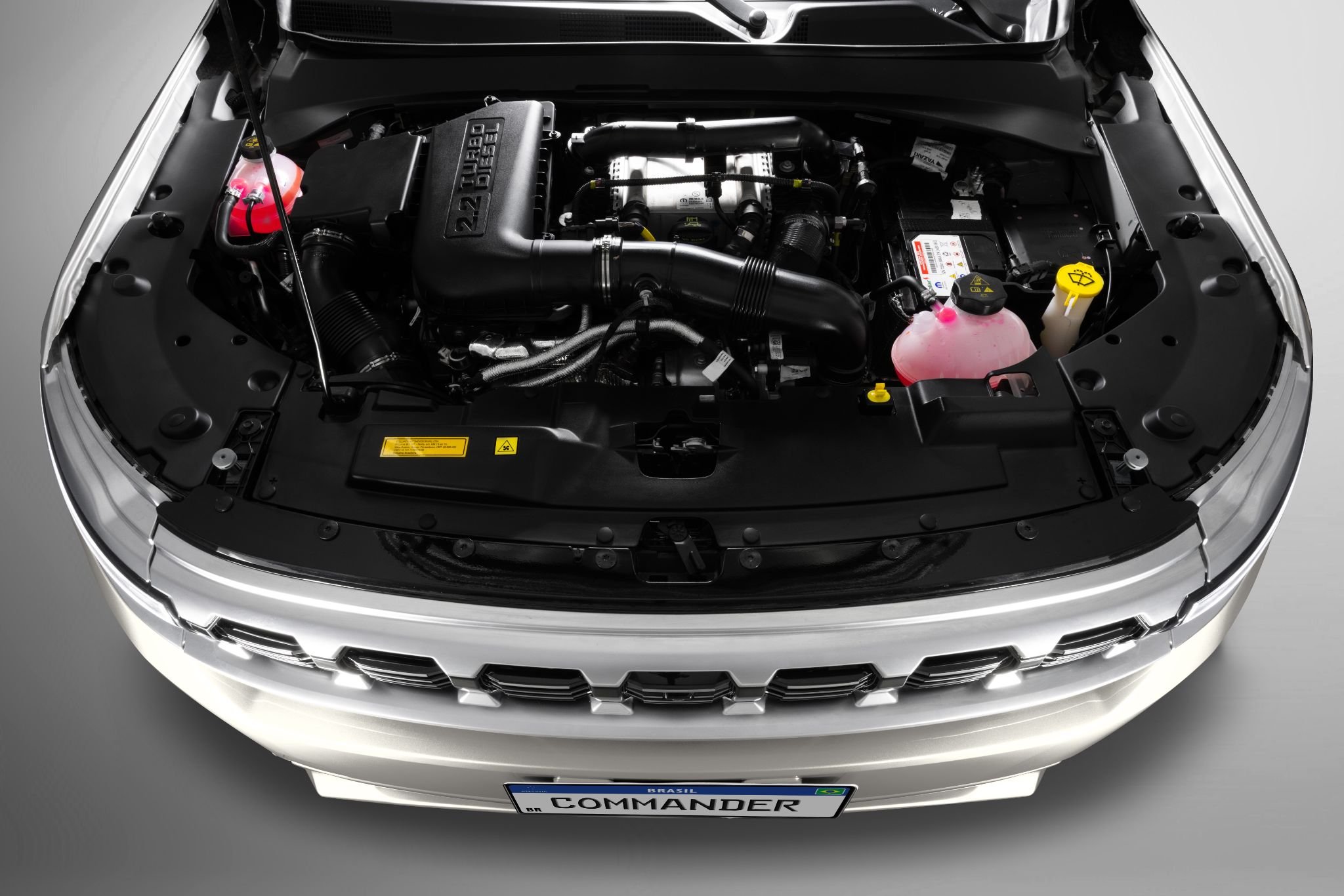 Jeep Commander Overland 2 2 diesel 2026 slash gold cofre do motor Jeep Commander Overland 2 2 diesel 2026 slash gold cofre do motor