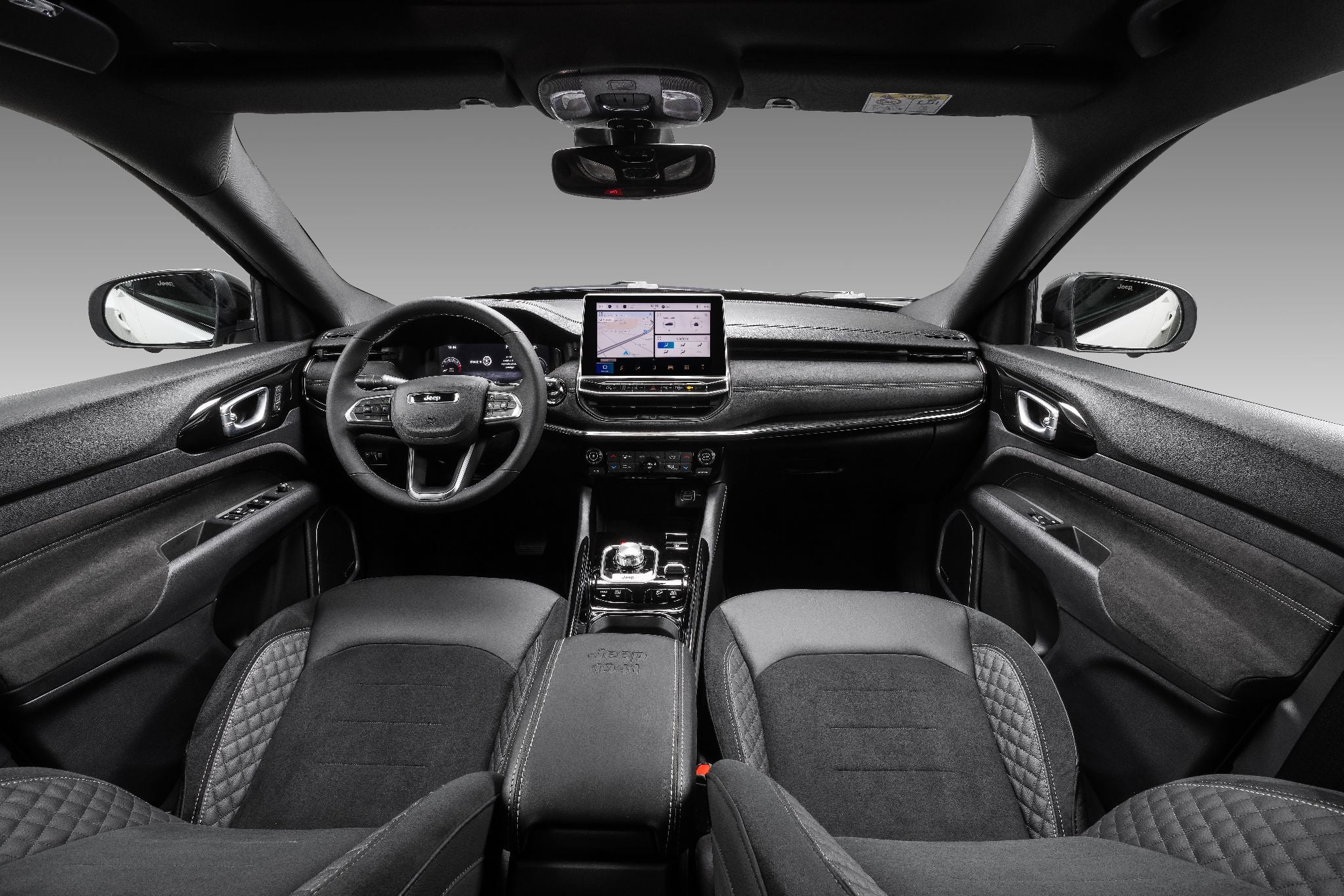 Jeep Commander Blackhawk 2026 interior painel