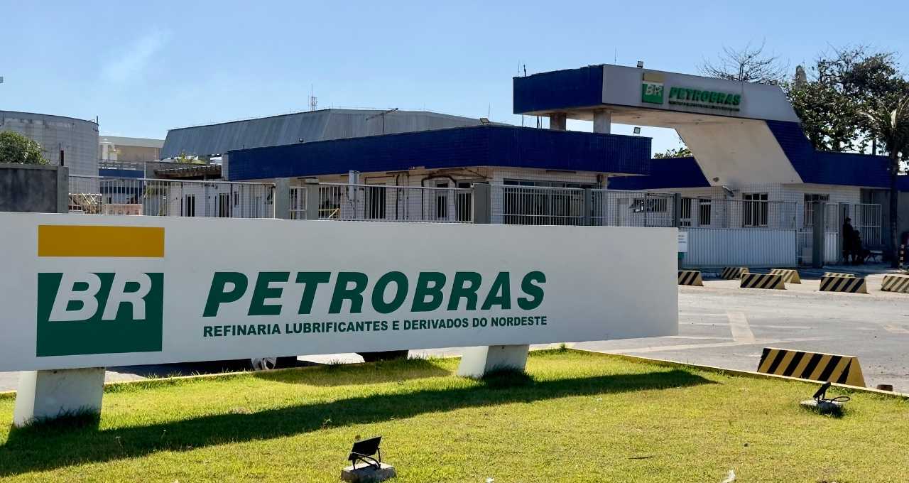 Petrobras aposta em frentistas blogueirinhos