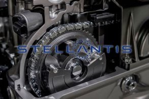 correia metalica corrente motor carro automovel veiculo, Logo da Stellantis.