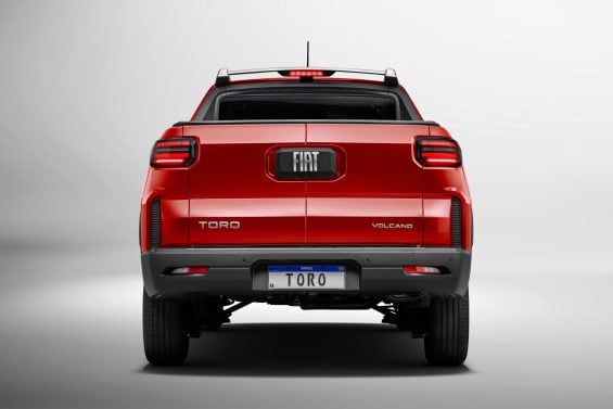 Fiat Toro Volcano MY26 011