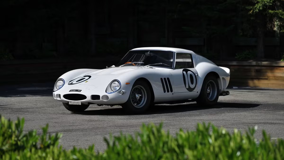 Único Ferrari 250 GTO branco vai a leilão nos EUA