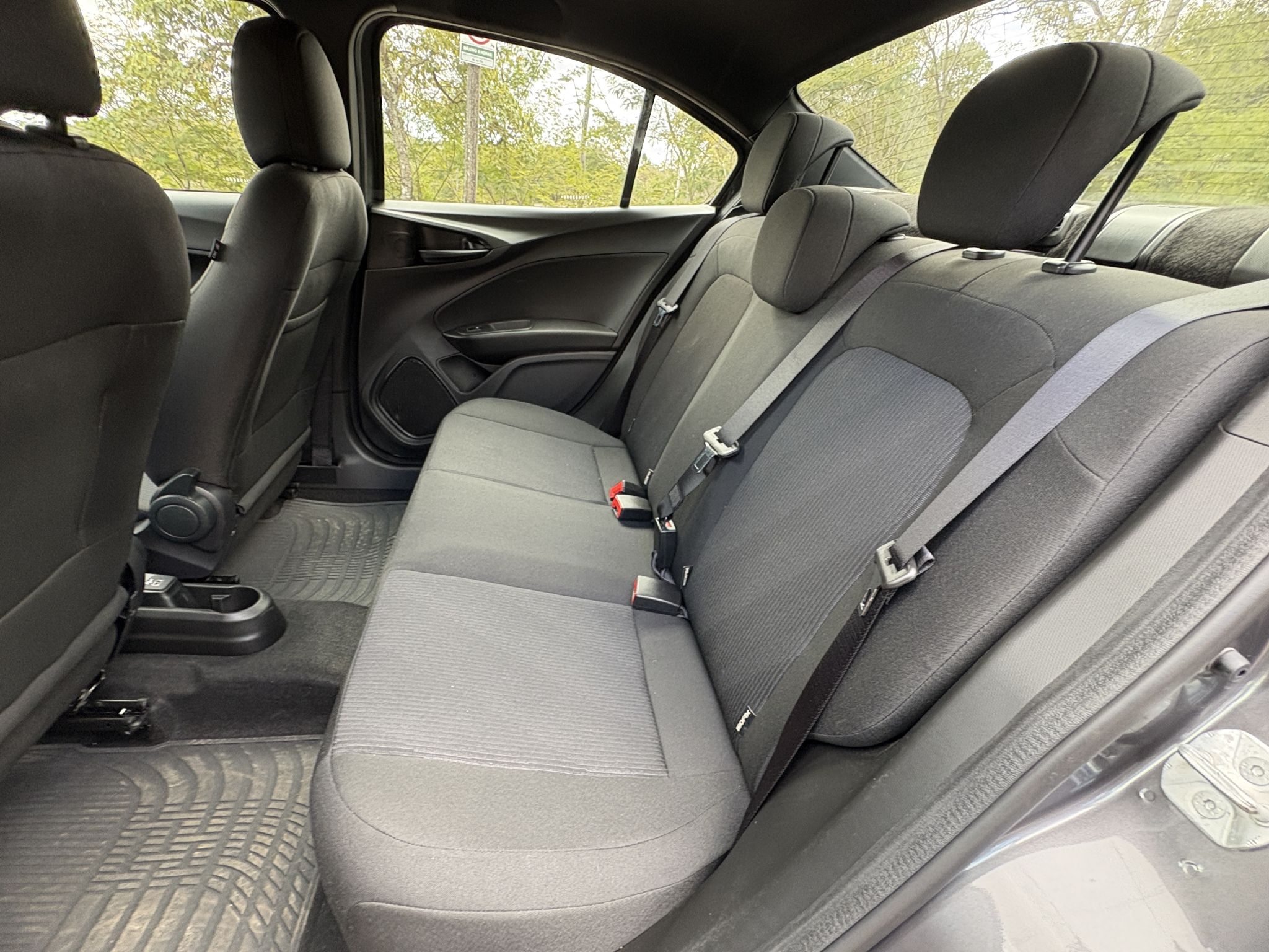 FIAT CRONOS DRIVE 2026 CHUMBO FRENTE LATERAL INTERIOR PORTA MALAS (6)