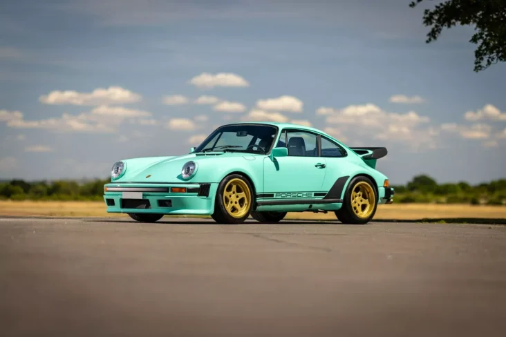 Lanzante Porsche TAG Turbo New 1 1536x1025